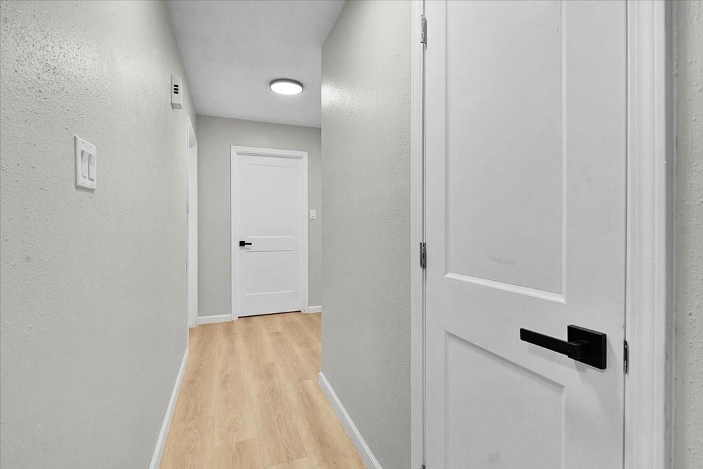 2601 Village Circle Dr Drive - Photo 4