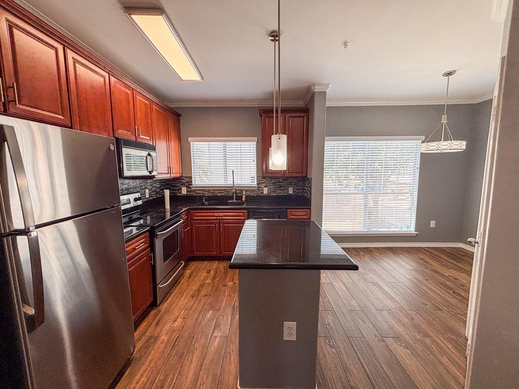 9200 Westheimer Road - Photo 22