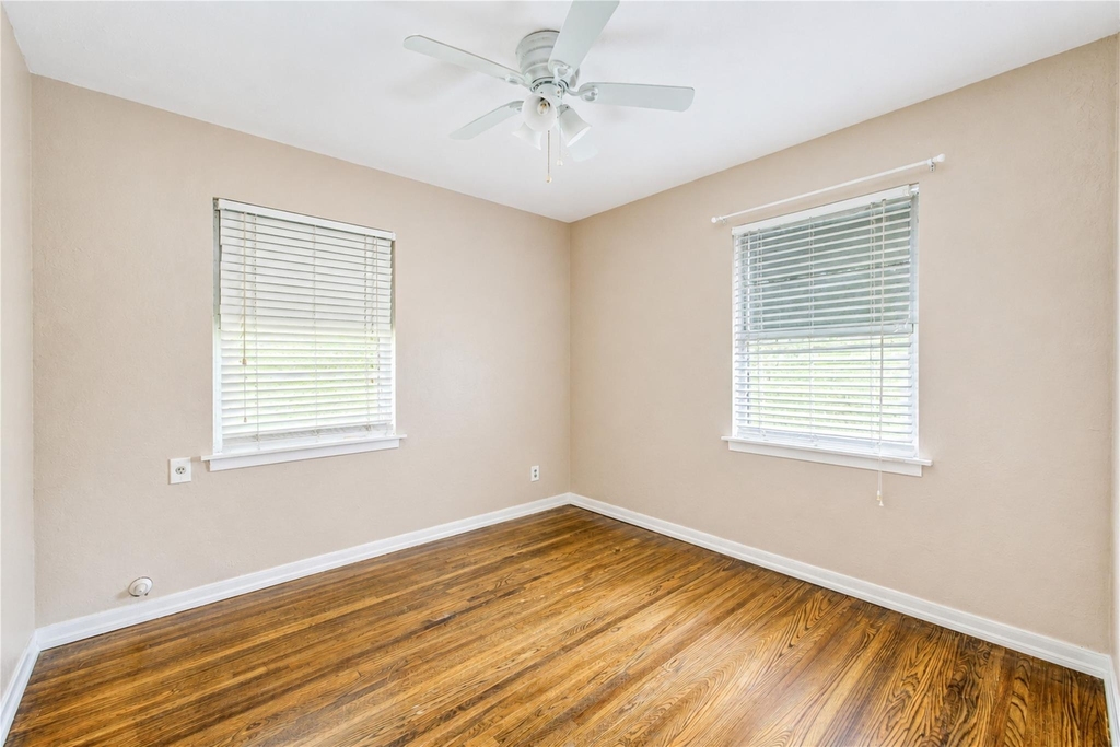 3205 Hays Street - Photo 23