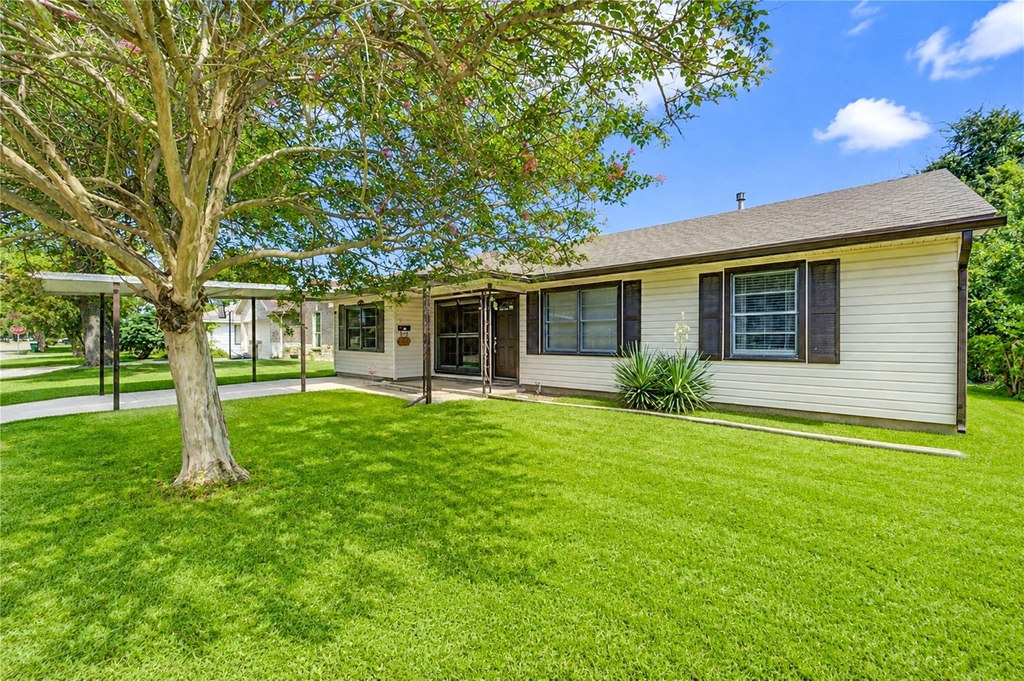 3205 Hays Street - Photo 5