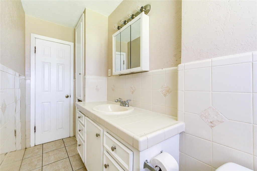 3205 Hays Street - Photo 19