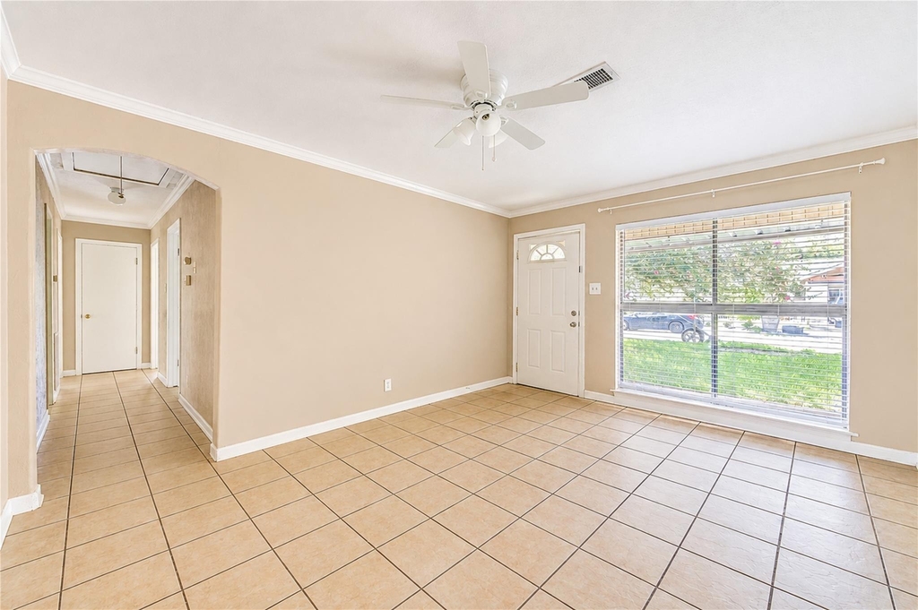 3205 Hays Street - Photo 10