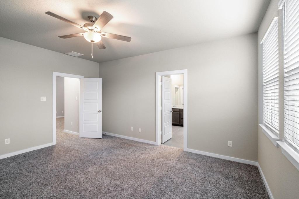 8209 Rising Stream Drive - Photo 23