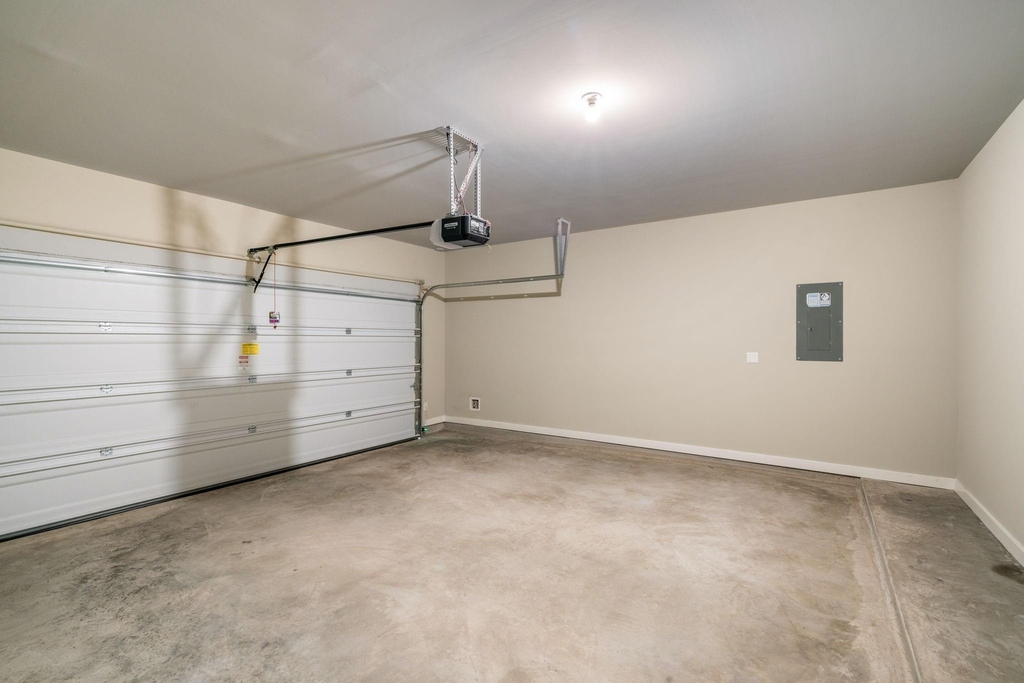 8209 Rising Stream Drive - Photo 18