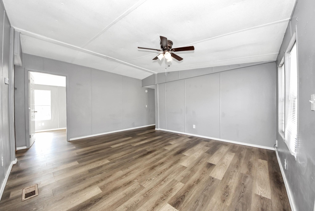 14009 Rustic Lane - Photo 37