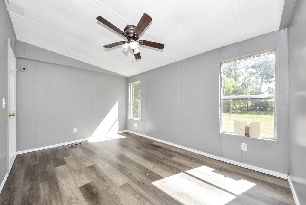 14009 Rustic Lane - Photo 32