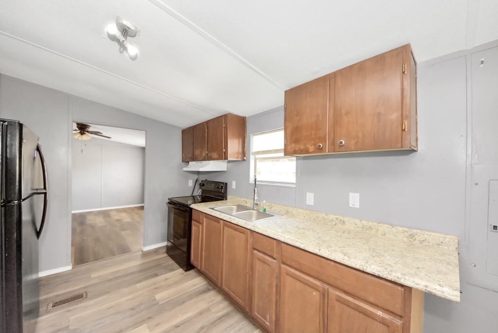 14009 Rustic Lane - Photo 12