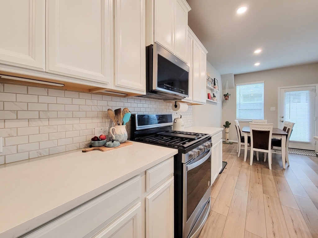 1510 Lakeline Oak Drive - Photo 6
