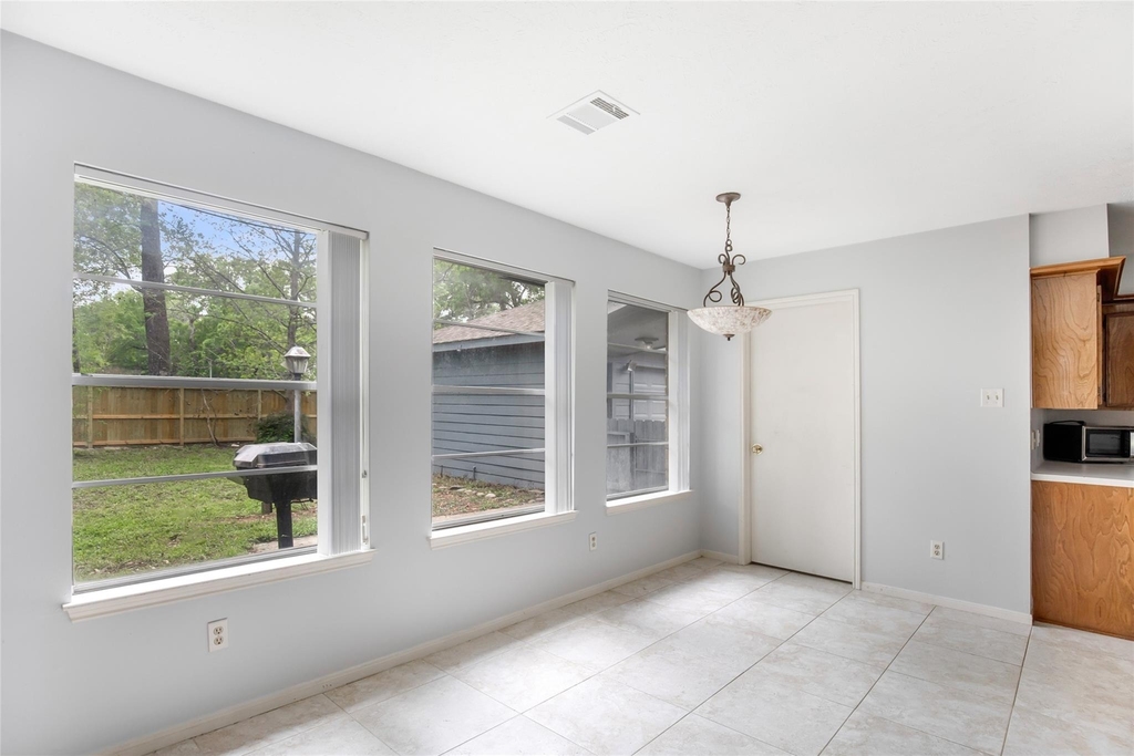 2130 Lake Hills Drive - Photo 14