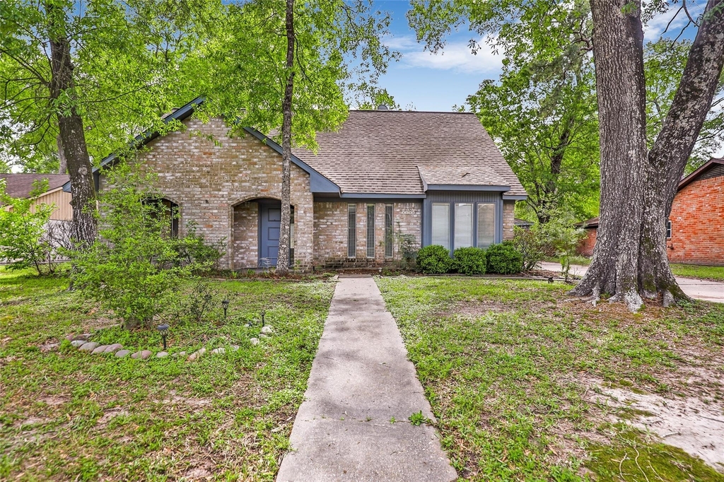 2130 Lake Hills Drive - Photo 2