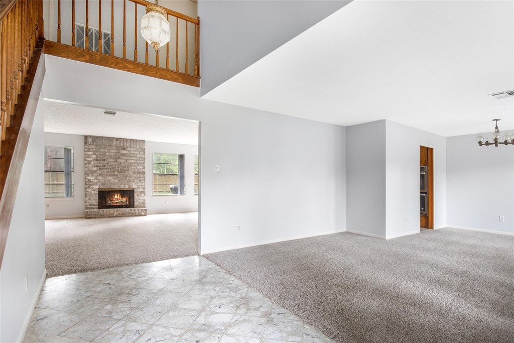 2130 Lake Hills Drive - Photo 4