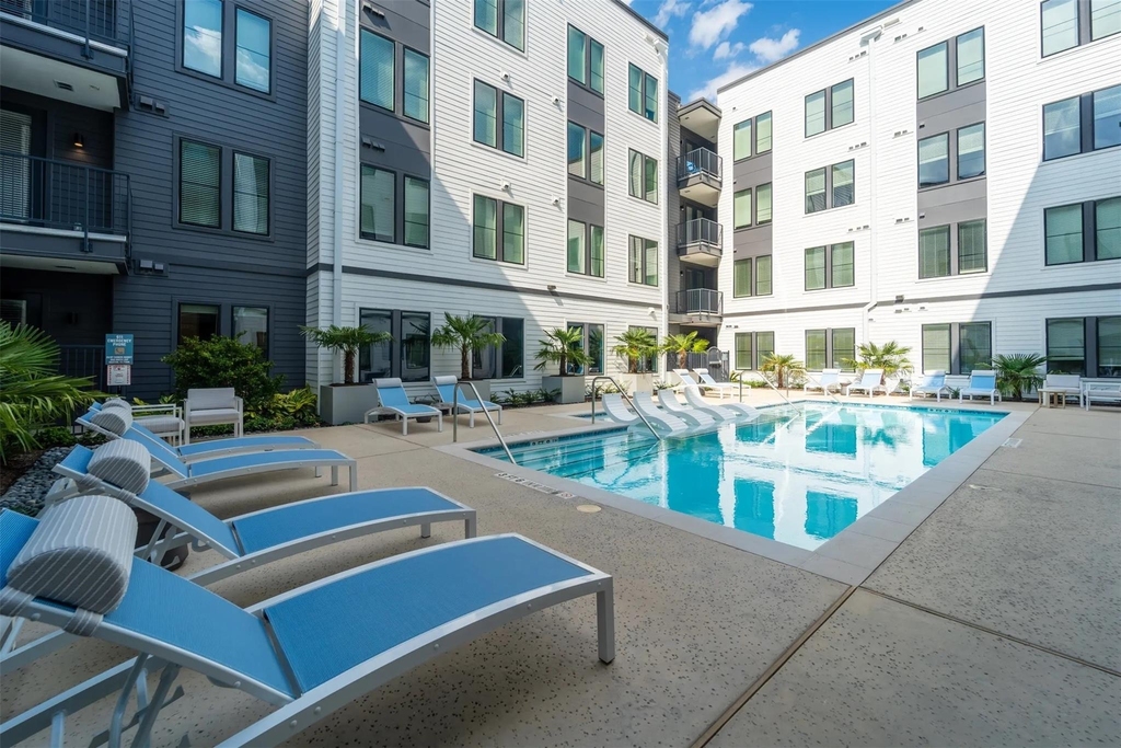 1690 North Loop - Photo 19