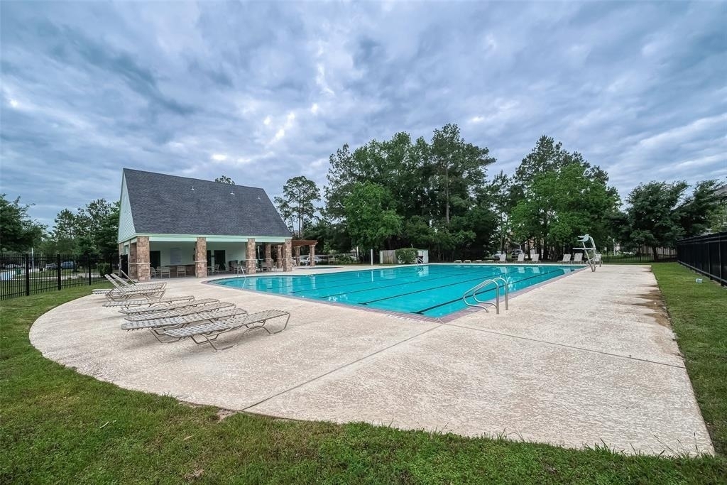 21029 Crinet Sq St - Photo 45