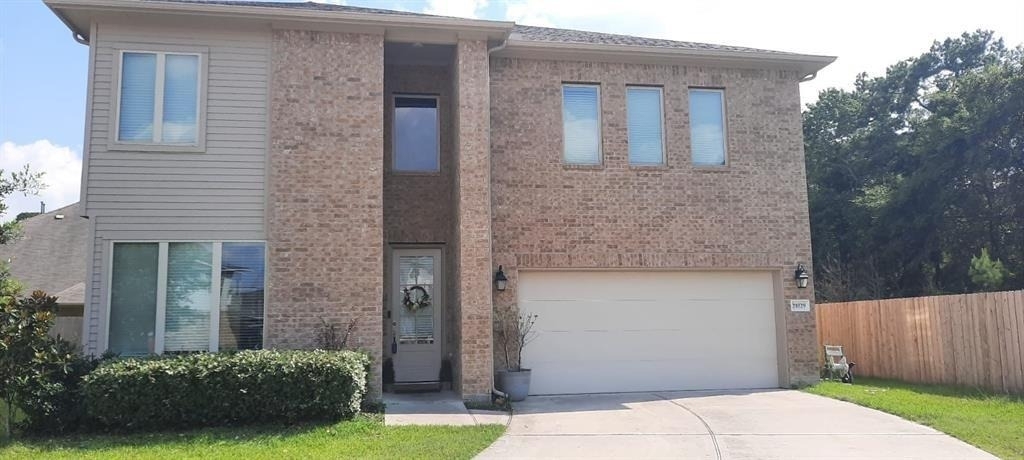 21029 Crinet Sq St - Photo 0