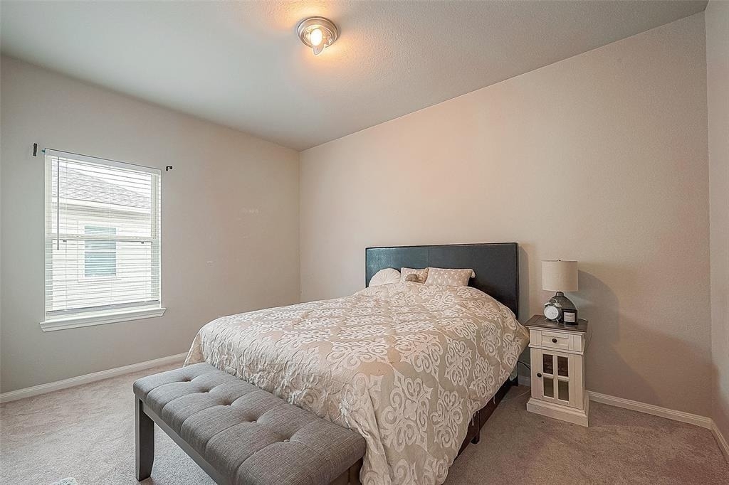 21029 Crinet Sq St - Photo 27
