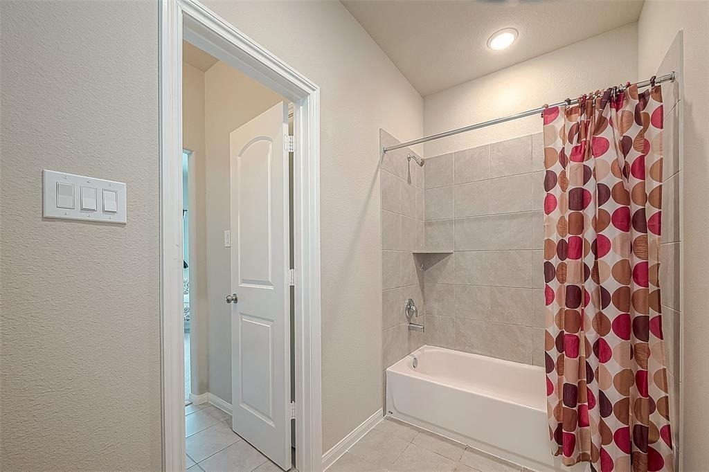 21029 Crinet Sq St - Photo 30
