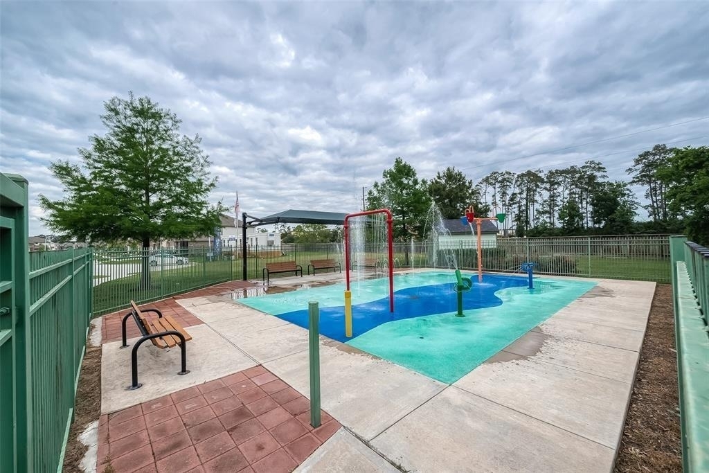 21029 Crinet Sq St - Photo 44