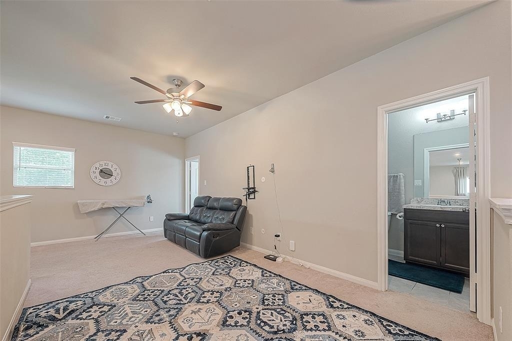 21029 Crinet Sq St - Photo 25