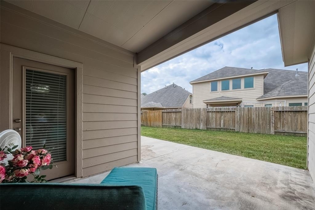 21029 Crinet Sq St - Photo 40
