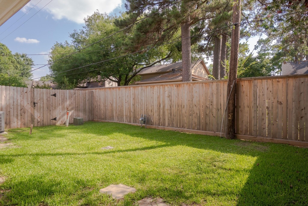 16031 Cassandra Park Street - Photo 30