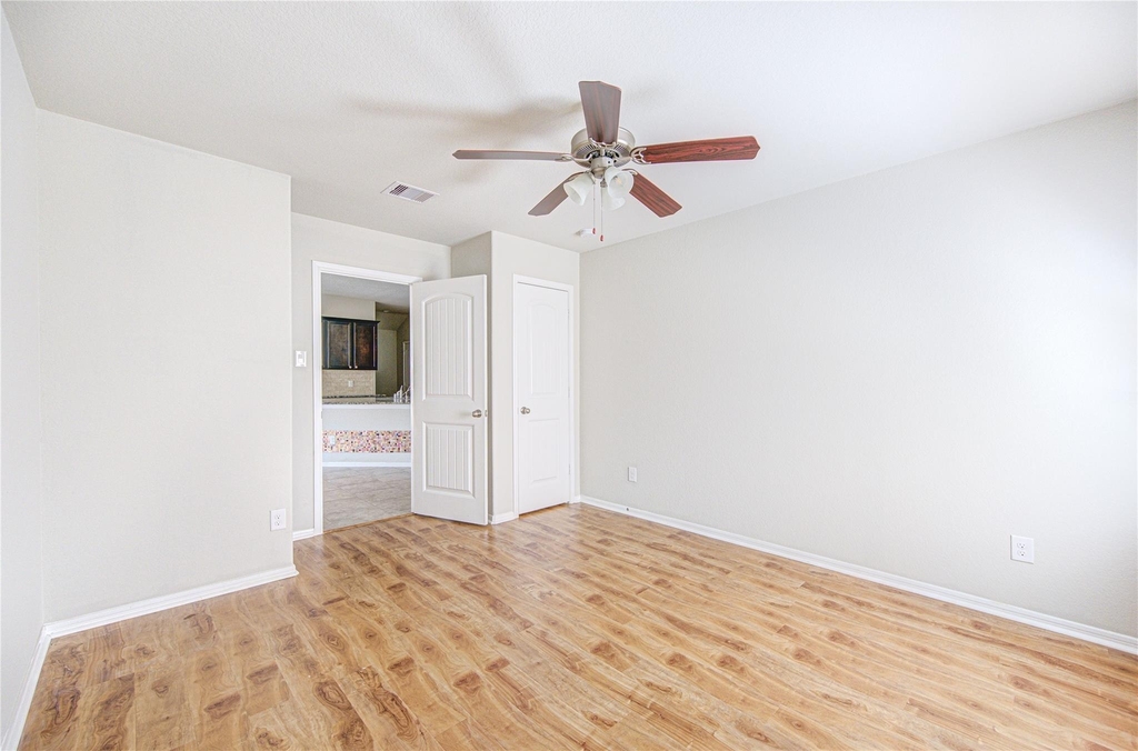 29222 Dunns Creek Court - Photo 18