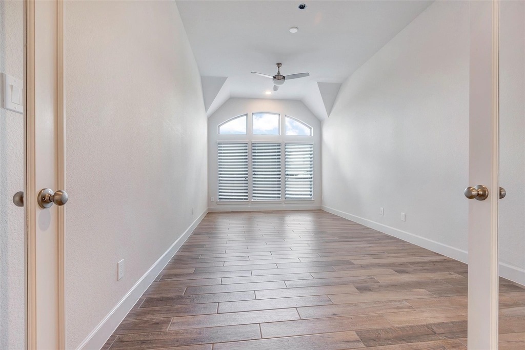 30527 Watershed Way - Photo 22