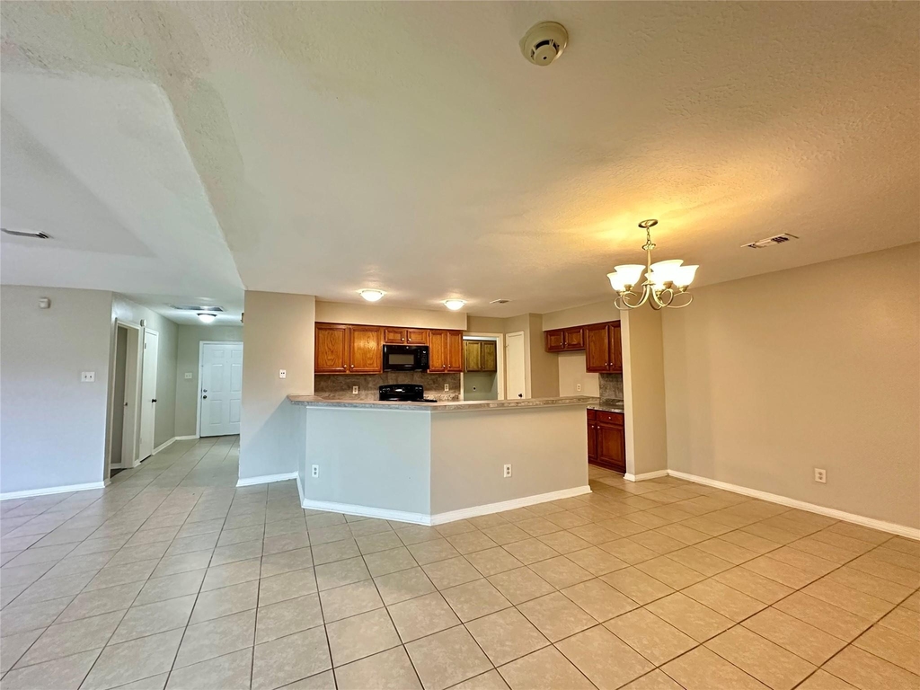 8514 Fawn Terrace Drive - Photo 4