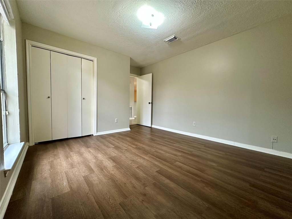 8514 Fawn Terrace Drive - Photo 14