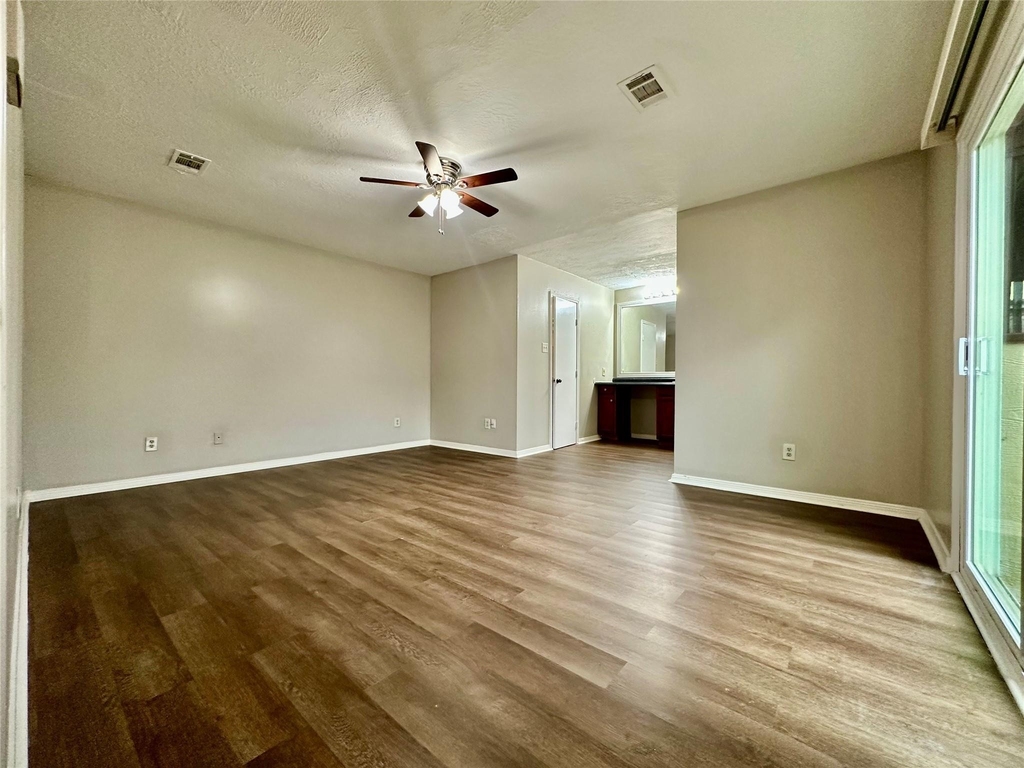 8514 Fawn Terrace Drive - Photo 6