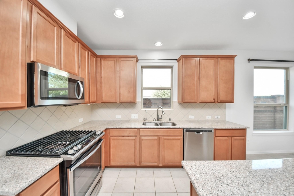 23714 Via Viale Drive - Photo 12