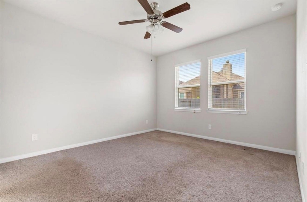 6222 Prince Place Drive - Photo 10