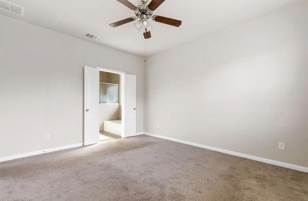 6222 Prince Place Drive - Photo 11