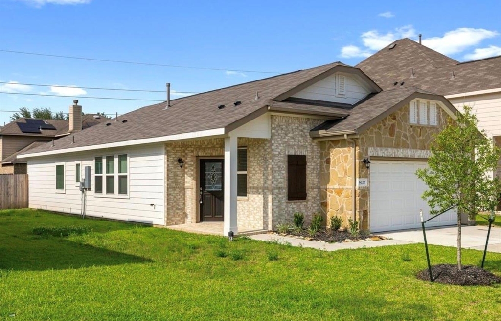 6222 Prince Place Drive - Photo 1