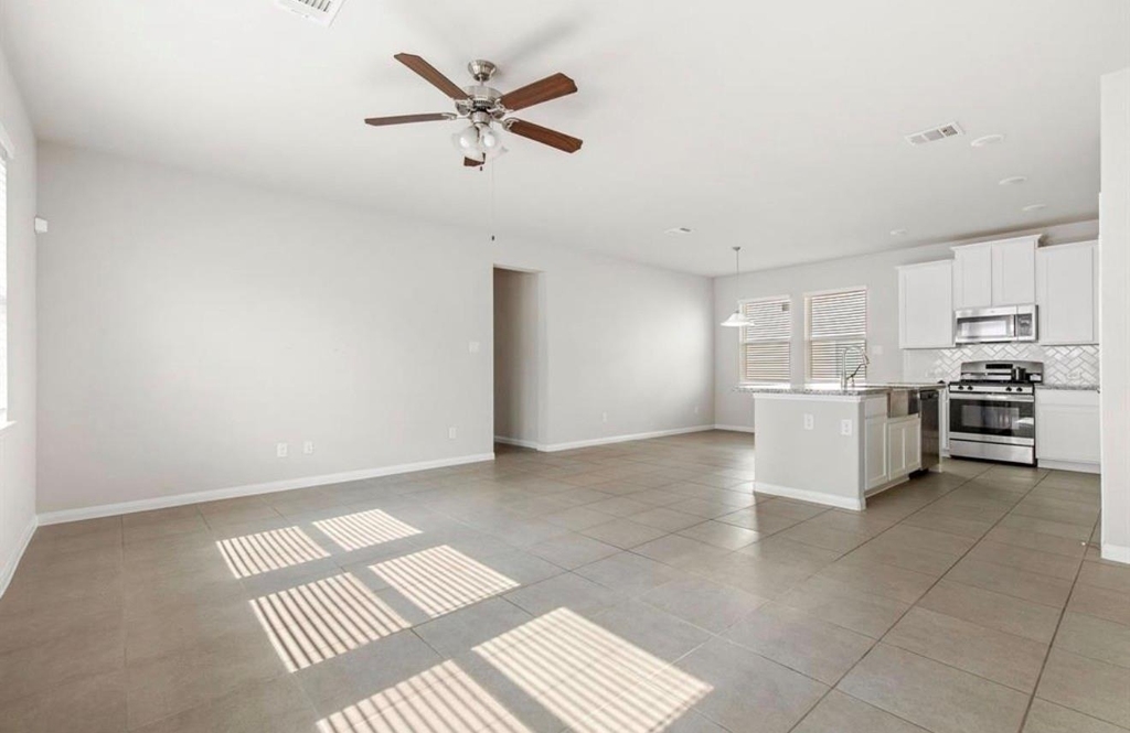 6222 Prince Place Drive - Photo 3