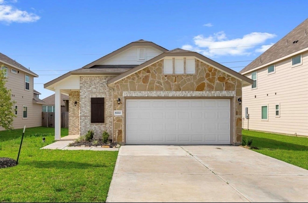 6222 Prince Place Drive - Photo 0