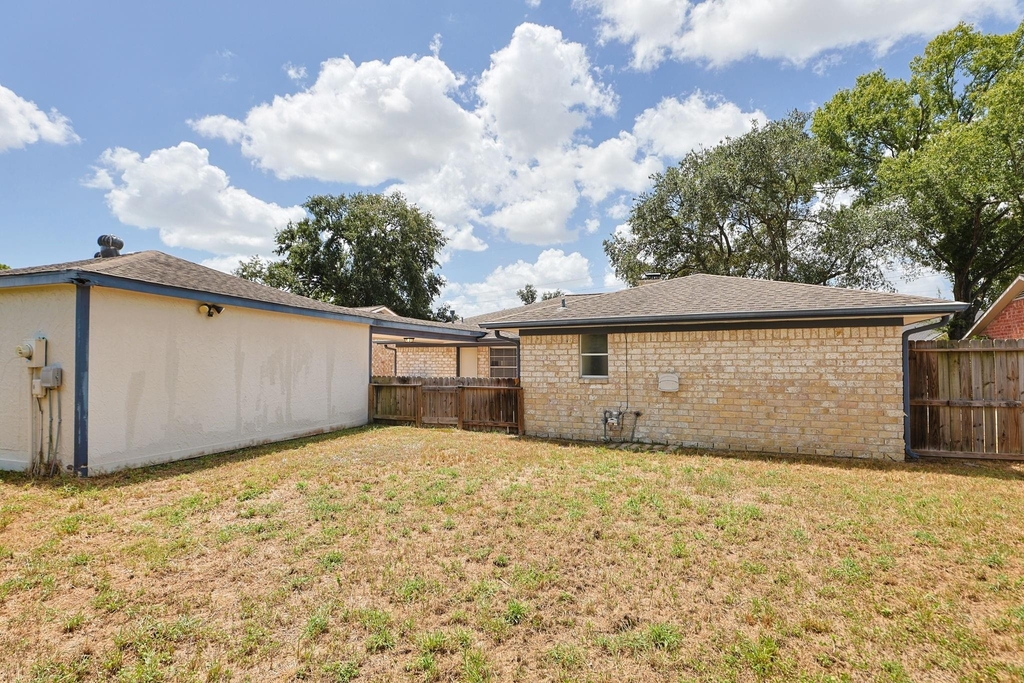 815 Park Meadow Drive - Photo 29