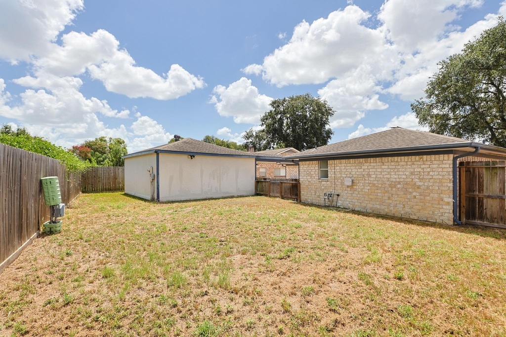 815 Park Meadow Drive - Photo 30