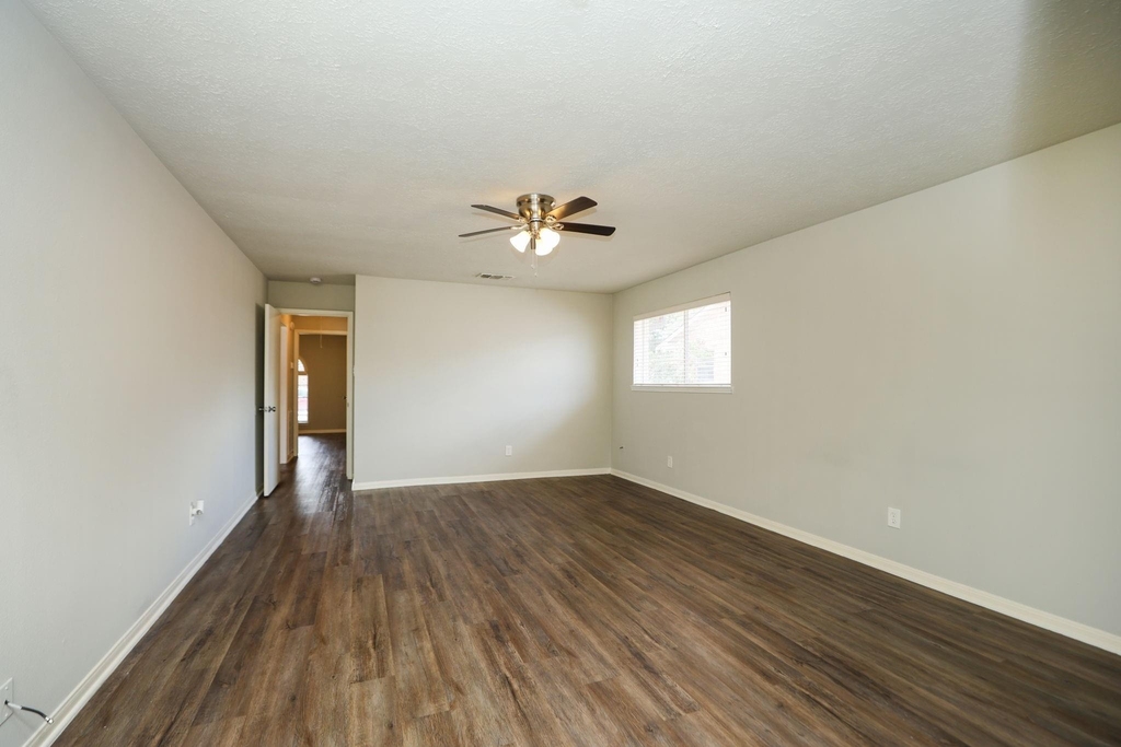 815 Park Meadow Drive - Photo 22