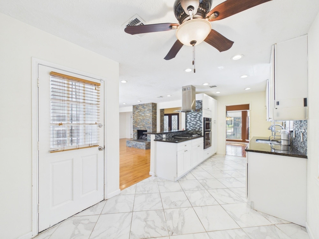 12842 Westmere Drive - Photo 8