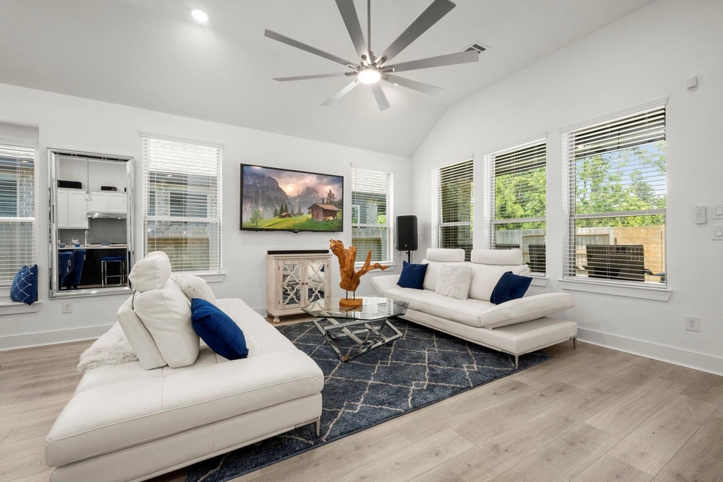 13035 Wandering Ridge Lane - Photo 5
