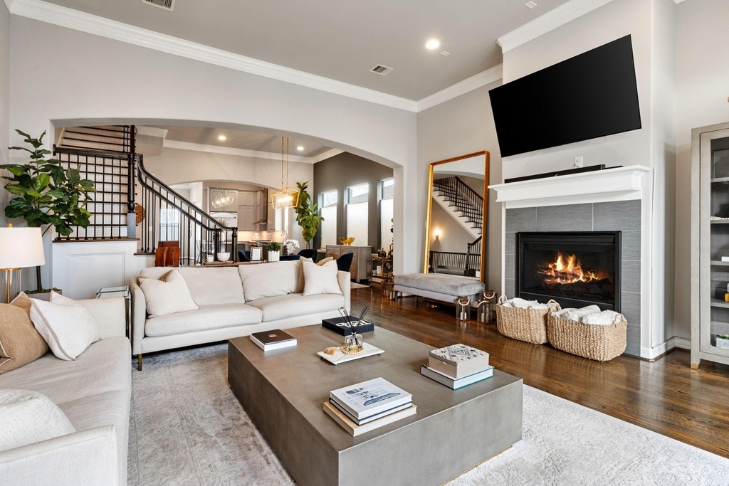 306 W Saulnier Street - Photo 18