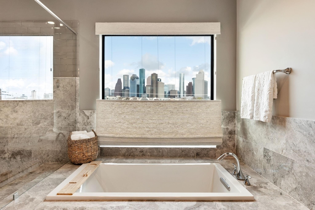 306 W Saulnier Street - Photo 36