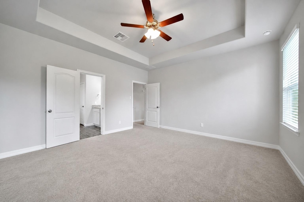 331 Silver Carp Trail - Photo 17