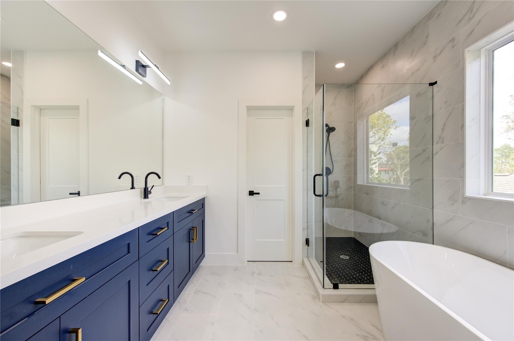 3639 Rebecca Street - Photo 7