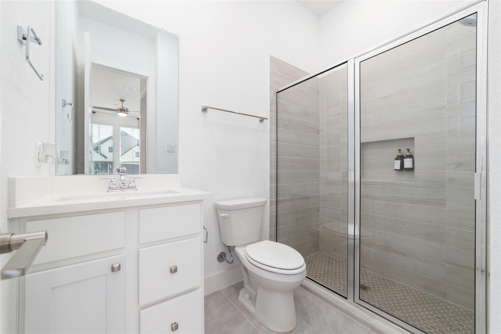 32018 Crested Knoll Court - Photo 8