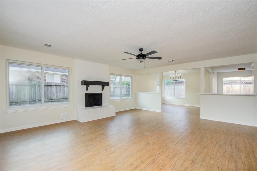 10606 Mills Flat Street - Photo 2