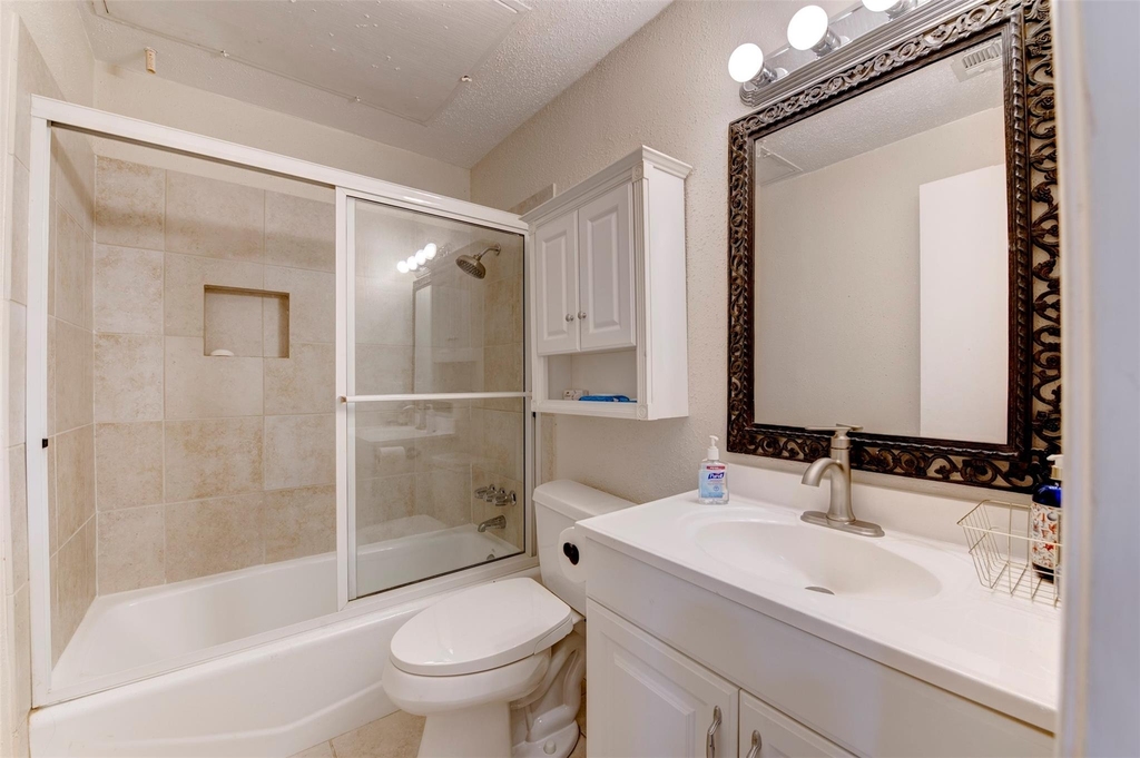 2300 Augusta Drive - Photo 14