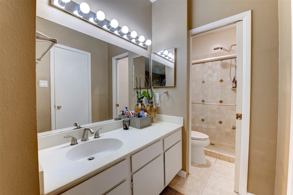 2300 Augusta Drive - Photo 20