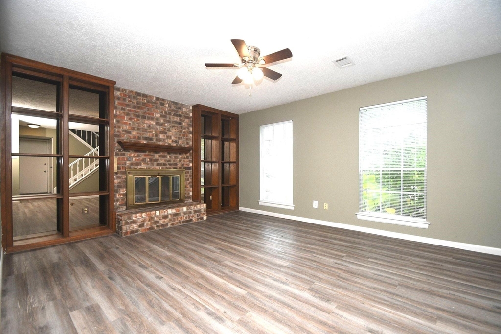 379 Richvale Lane - Photo 7