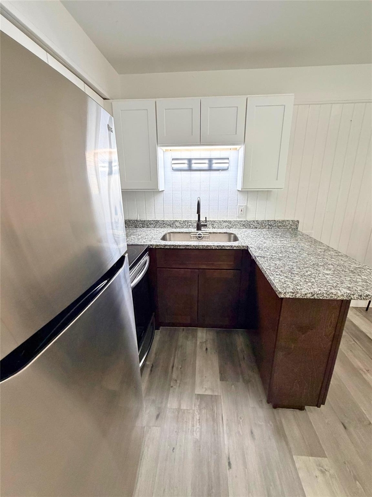310 E Jack Street - Photo 15